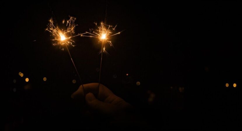 night, sparks, hand, holding, sparkler, christmas, glowing, sparkle, shiny, magic, xmas, bokeh, dark, black bokeh, black magic, sparkler, sparkler, sparkler, sparkler, sparkler, black bokeh-3103422.jpg