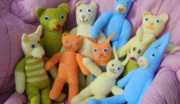 jorisamonen-plush-dolls-228885_1920