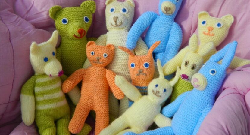 jorisamonen-plush-dolls-228885_1920